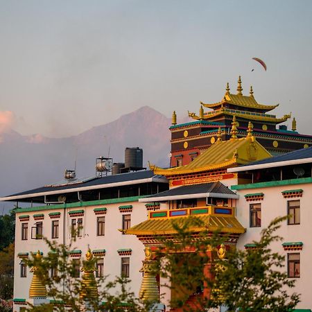Chokling Arthouse - The Treasure Of Himalayas Hotel Bir  Exterior photo