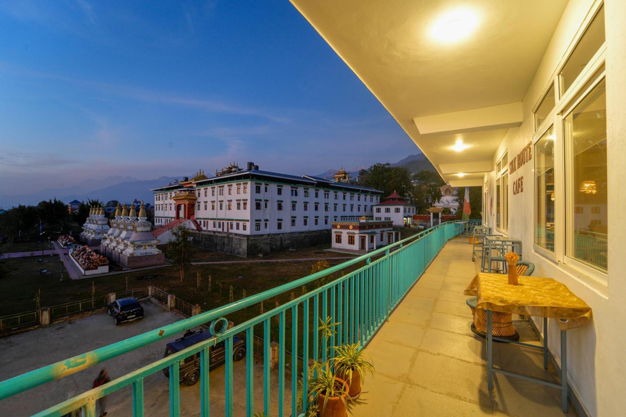 Chokling Arthouse - The Treasure Of Himalayas Hotel Bir  Exterior photo