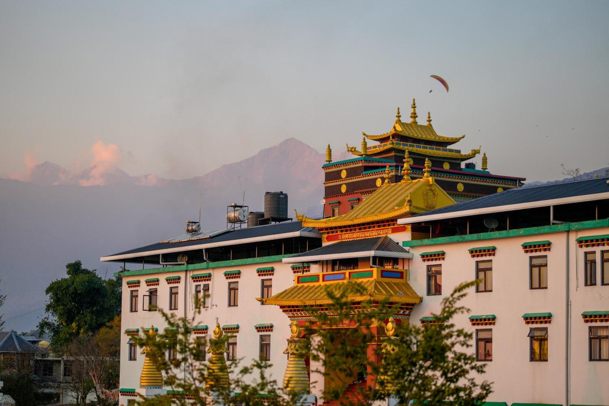 Chokling Arthouse - The Treasure Of Himalayas Hotel Bir  Exterior photo