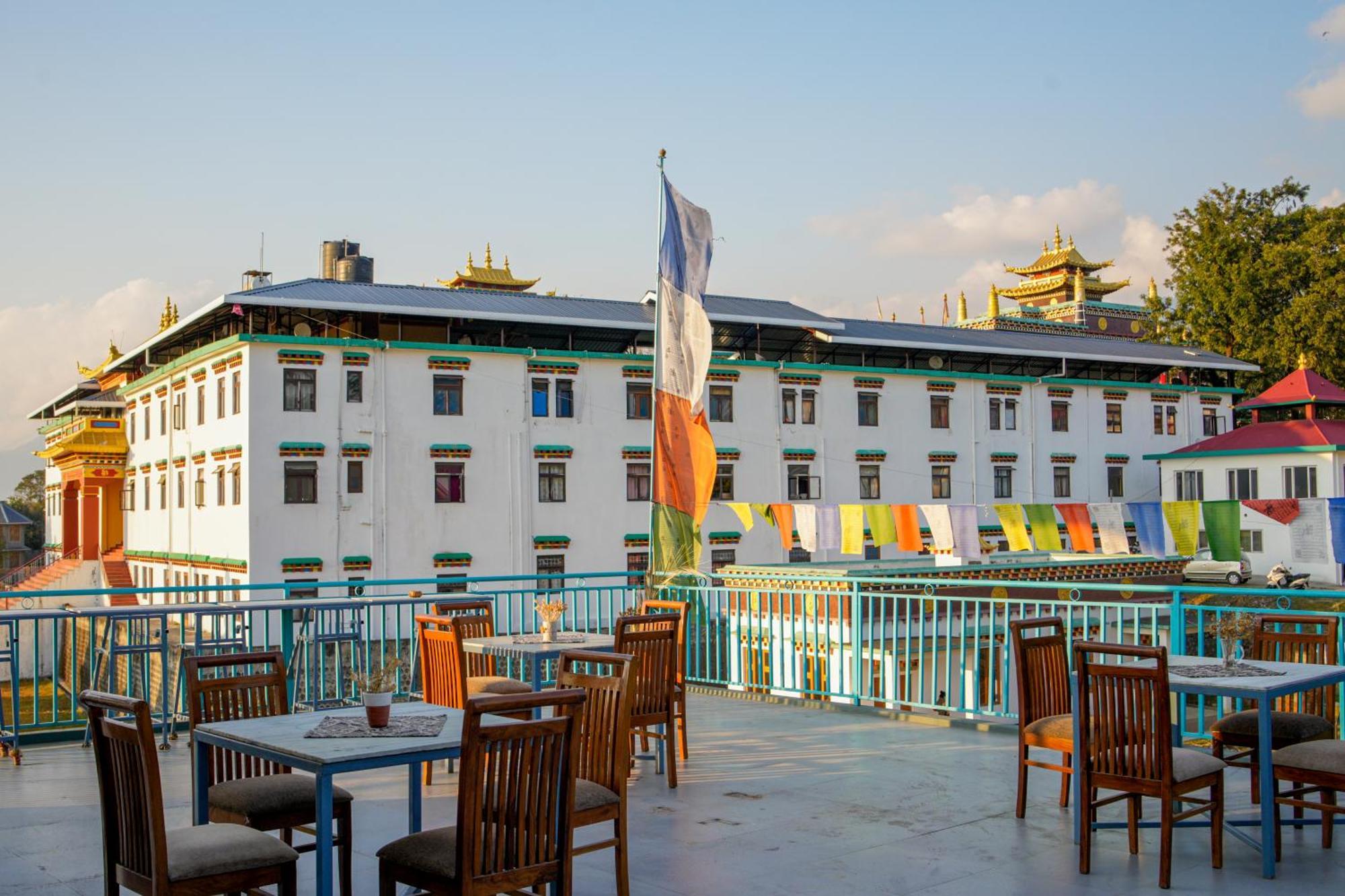 Chokling Arthouse - The Treasure Of Himalayas Hotel Bir  Exterior photo